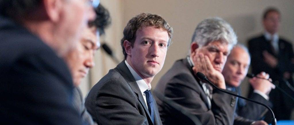 Zuckerberg apologises for privacy scandal but Facebook is losing trust